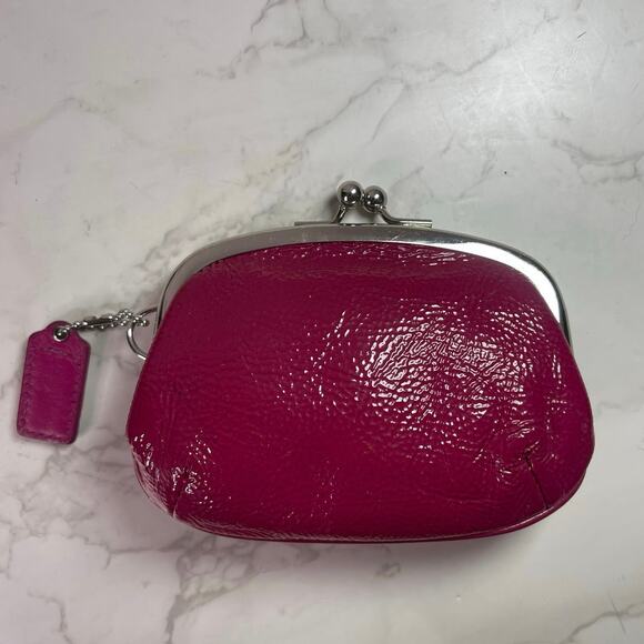 Vintage Y2K Coach Pink Kiss Lock Patent Leather Pouch Wallet - Picture 4 of 14